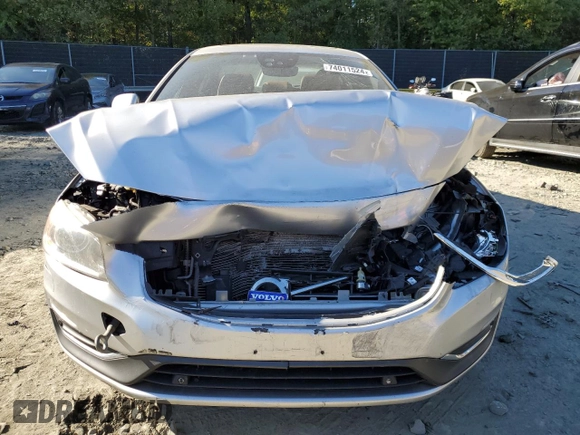 2015 Volvo S60 T5 Platinum with VIN YV1612TM8F1357277, listed as a Copart auction lot 74011524 with 142,092 mi miles and Non Repairable. Bid and sale history available at carsss.com. Image 5.