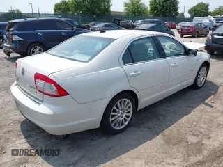 2008 Mercury Milan Premier with VIN 3MEHM02158R633388, listed as a IAAI auction lot 42390045 with 158,332 mi miles and . Bid and sale history available at DreamBid. Image 4.
