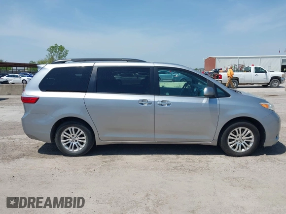 2017 Toyota Sienna XLE Auto Access Seat with VIN 5TDYZ3DC6HS877339, listed as a IAAI auction lot 42028507 with 146,437 mi miles and . Bid and sale history available at DreamBid. Image 13.