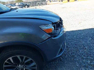 2019 Mitsubishi Outlander Sport SE 2.0 with VIN JA4AP4AU6KU024429, listed as a IAAI auction lot 41665570 with 117,172 mi miles. Bid and sale history available at carsss.com. Image 17.