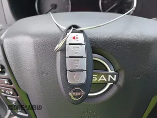 2024 Nissan Frontier SV z VIN 1N6ED1EK9RN633202, wystawiony jako IAAI lot #42227535 z przebiegiem 26 224 mil mil oraz . Historia ofert i sprzedaży dostępna na DreamBid. Obrazek 11.