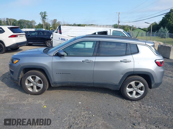 2018 Jeep Compass Latitude with VIN 3C4NJDBB6JT200846, listed as a IAAI auction lot 42777847 with 170,481 mi miles and . Bid and sale history available at DreamBid. Image 13.