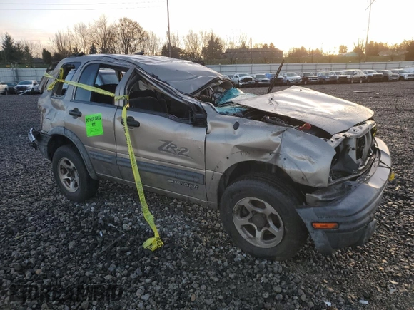 2003 Chevrolet Tracker ZR2 z VIN 2CNBJ734736913357, wystawiony jako Copart lot #86546884 z przebiegiem Nie podano mil oraz Nie do naprawy • Non repairable. Historia ofert i sprzedaży dostępna na DreamBid. Obrazek 4.