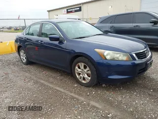2009 Honda Accord LX-P z VIN 1HGCP26479A147827, wystawiony jako IAAI lot #42532581 z przebiegiem 304 841 mil mil oraz . Historia ofert i sprzedaży dostępna na DreamBid. Obrazek 1.