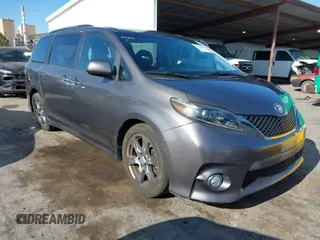 2017 Toyota Sienna SE with VIN 5TDXZ3DC3HS822312, listed as a IAAI auction lot 42588024 with 84,565 mi miles and . Bid and sale history available at DreamBid. Image 1.