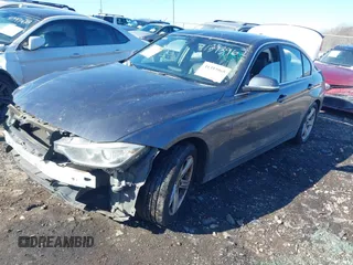 2015 BMW 3 Series 328i xDrive with VIN WBA3B5G55FNS12116, listed as a IAAI auction lot 41393965 with 118,878 mi miles. Bid and sale history available at carsss.com. Image 19.