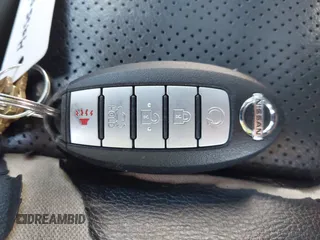 2018 Nissan Maxima SL with VIN 1N4AA6AP9JC360485, listed as a IAAI auction lot 42206521 with 140,898 mi miles and . Bid and sale history available at DreamBid. Image 11.