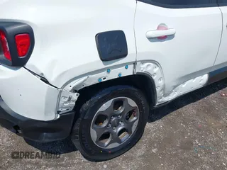 2018 Jeep Renegade Sport with VIN ZACCJBAB3JPH30955, listed as a IAAI auction lot 42332330 with 146,759 mi miles and . Bid and sale history available at DreamBid. Image 6.