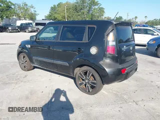 2011 Kia Soul + with VIN KNDJT2A22B7282062, listed as a IAAI auction lot 42035564 with 201,870 mi miles. Bid and sale history available at carsss.com. Image 3.