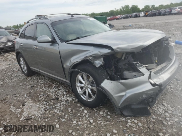 2008 Infiniti FX z VIN JNRAS08W88X203941, wystawiony jako Copart lot #54066825 z przebiegiem 223 729 mil mil oraz Szkoda całkowita • Salvage title. Historia ofert i sprzedaży dostępna na DreamBid. Obrazek 4.