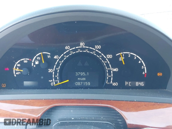 2006 Mercedes-Benz S-Class 4.3L with VIN WDBNG70J36A483732, listed as a IAAI auction lot 40968837 with 87,159 mi miles. Bid and sale history available at carsss.com. Image 7.