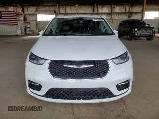 2022 Chrysler Pacifica Hybrid Limited with VIN 2C4RC1S74NR123134, listed as a Copart auction lot 57906795 with 75,648 mi miles and Salvage title. Bid and sale history available at DreamBid. Image 5.