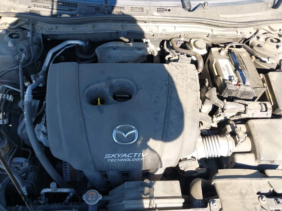 2017 Mazda 3 Sport with VIN 3MZBN1K72HM101671, listed as a IAAI auction lot 41325369 with 97,520 mi miles. Bid and sale history available at carsss.com. Image 10.
