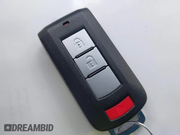 2019 Mitsubishi Eclipse Cross SE z VIN JA4AT5AA5KZ048554, wystawiony jako IAAI lot #41992025 z przebiegiem 76 052 mil mil oraz . Historia ofert i sprzedaży dostępna na DreamBid. Obrazek 11.