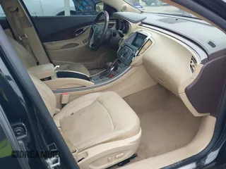2012 Buick LaCrosse Premium 3 с VIN 1G4GH5E39CF112218, выставлен на аукционе IAAI как лот 41621610 с пробегом 166 521 миль миль и . История ставок и продаж доступна на DreamBid. Изображение 5.