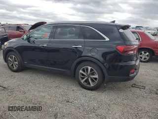2019 Kia Sorento EX z VIN 5XYPHDA53KG457567, wystawiony jako Copart lot #57665945 z przebiegiem 150 392 mil mil oraz Czysty tytuł • Clean title. Historia ofert i sprzedaży dostępna na DreamBid. Obrazek 2.