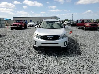 2015 Kia Sorento LX with VIN 5XYKT4A61FG640165, listed as a Copart auction lot 54720075 with 183,119 mi miles and Salvage Title. Bid and sale history available at carsss.com. Image 14.