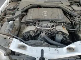 1992 Mercedes-Benz 500 z VIN WDBGA51E1NA048741, wystawiony jako Copart lot #85514514 z przebiegiem 145 361 mil mil oraz Czysty tytuł • Clean title. Historia ofert i sprzedaży dostępna na DreamBid. Obrazek 14.