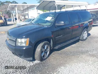 2011 Chevrolet Suburban LT with VIN 1GNSCJE06BR402433, listed as a IAAI auction lot 41819335 with 203,335 mi miles. Bid and sale history available at carsss.com. Image 17.
