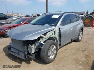 2024 Hyundai Tucson SEL with VIN KM8JB3DE2RU301084, listed as a IAAI auction lot 41509555 with 15,798 mi miles. Bid and sale history available at carsss.com. Image 2.