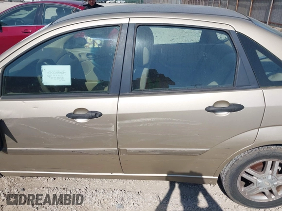 2000 Ford Focus SE with VIN 1FAFP3434YW401903, listed as a IAAI auction lot 42104706 with 201,826 mi miles and . Bid and sale history available at DreamBid. Image 15.