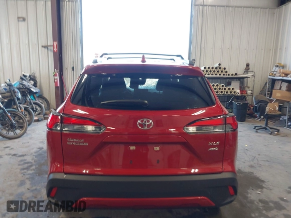 2024 Toyota Corolla Cross XLE with VIN 7MUDAABG3RV088783, listed as a IAAI auction lot 42433593 with 11,687 mi miles and . Bid and sale history available at DreamBid. Image 17.