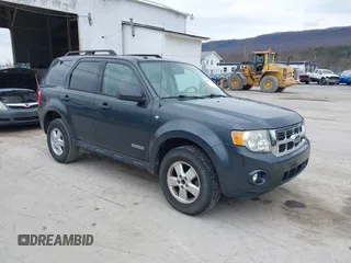 2008 Ford Escape XLT with VIN 1FMCU93138KE30644, listed as a IAAI auction lot 41881704 with 120,402 mi miles. Bid and sale history available at carsss.com. Image 1.