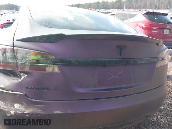 2018 Tesla Model S 75D z VIN 5YJSA1E24JF293863, wystawiony jako IAAI lot #41770779 z przebiegiem Nie podano mil oraz . Historia ofert i sprzedaży dostępna na DreamBid. Obrazek 16.