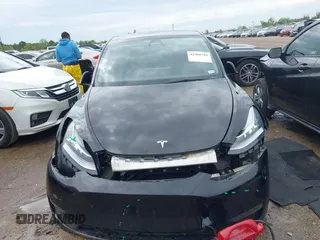 2023 Tesla Model Y Long Range with VIN 7SAYGDEE3PA024315, listed as a IAAI auction lot 41900788 with Not Provided miles. Bid and sale history available at carsss.com. Image 11.