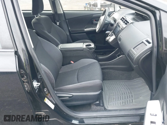 2015 Toyota Prius Two with VIN JTDZN3EU0FJ031208, listed as a IAAI auction lot 41910346 with 72,973 mi miles and . Bid and sale history available at DreamBid. Image 5.