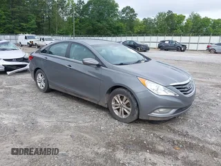 2013 Hyundai Sonata GLS with VIN 5NPEB4AC1DH602933, listed as a IAAI auction lot 42468063 with 252,927 mi miles and . Bid and sale history available at DreamBid. Image 1.