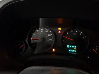 2013 Jeep Patriot Latitude with VIN 1C4NJPFA0DD250364, listed as a Copart auction lot 86316314 with 68,686 mi miles and Salvage Title. Bid and sale history available at carsss.com. Image 9.