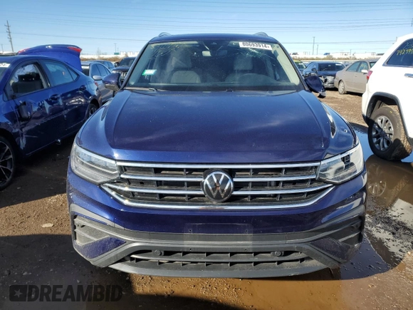 2023 Volkswagen Tiguan SE with VIN 3VVNB7AX4PM024346, listed as a Copart auction lot 80693914 with 18,241 mi miles and Salvage title. Bid and sale history available at DreamBid. Image 5.
