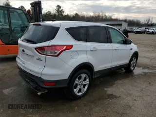 2013 Ford Escape SE with VIN 1FMCU0GX8DUA80369, listed as a Copart auction lot 43804515 with 125,264 mi miles and Salvage Title. Bid and sale history available at DreamBid. Image 3.