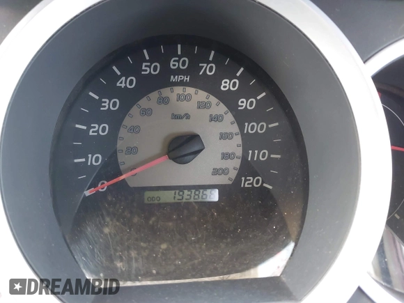 2008 Toyota Tacoma PreRunner with VIN 5TETU62NX8Z564585, listed as a IAAI auction lot 41576009 with 193,868 mi miles. Bid and sale history available at carsss.com. Image 7.