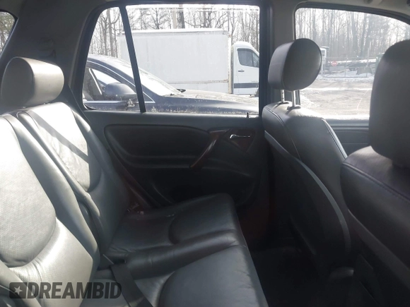 1998 Mercedes-Benz M-Class with VIN 4JGAB54E5WA041689, listed as a IAAI auction lot 41302422 with 207,103 mi miles. Bid and sale history available at carsss.com. Image 8.