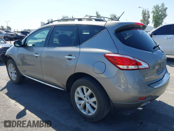 2011 Nissan Murano LE z VIN JN8AZ1MU8BW064756, wystawiony jako IAAI lot #41967871 z przebiegiem 183 378 mil mil oraz . Historia ofert i sprzedaży dostępna na DreamBid. Obrazek 3.