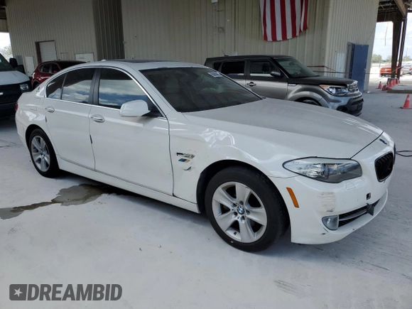 2013 BMW 5 Series 528i with VIN WBAXG5C59DDY34598, listed as a Copart auction lot 55629965 with 153,692 mi miles and Clean Title. Bid and sale history available at carsss.com. Image 4.