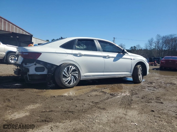 2021 Volkswagen Jetta SEL Premium with VIN 3VWG57BU7MM069096, listed as a Copart auction lot 46782925 with 0 mi miles and Salvage Title. Bid and sale history available at carsss.com. Image 3.