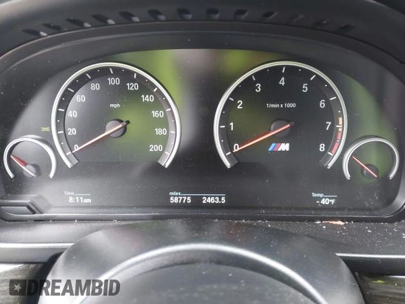 2016 BMW M5 z VIN WBSFV9C54GD595793, wystawiony jako IAAI lot #42101121 z przebiegiem 58 775 mil mil oraz . Historia ofert i sprzedaży dostępna na DreamBid. Obrazek 7.