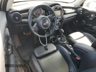 2016 MINI Hardtop S with VIN WMWXP7C56G2A43878, listed as a Copart auction lot 53812665 with 67,948 mi miles and Salvage Title. Bid and sale history available at DreamBid. Image 8.