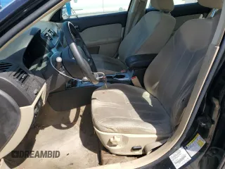 2011 Mercury Milan с VIN 3MEHM0HAXBR602037, выставлен на аукционе Copart как лот 53450745 с пробегом 175 573 миль миль и Списание • Salvage title. История ставок и продаж доступна на DreamBid. Изображение 7.