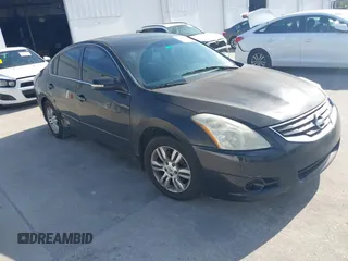 2010 Nissan Altima 2.5 S with VIN 1N4AL2AP0AC111558, listed as a IAAI auction lot 42084874 with 221,760 mi miles. Bid and sale history available at carsss.com. Image 1.
