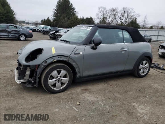 2017 MINI Convertible Cooper z VIN WMWWG5C32H3C99588, wystawiony jako Copart lot #49581565 z przebiegiem 137 798 mil mil oraz Szkoda całkowita • Salvage title. Historia ofert i sprzedaży dostępna na DreamBid. Obrazek 1.