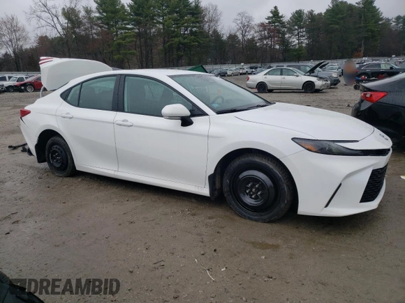 2025 Toyota Camry LE z VIN 4T1DBADK4SU017453, wystawiony jako Copart lot #52183485 z przebiegiem 16 812 mil mil oraz Szkoda całkowita • Salvage title. Historia ofert i sprzedaży dostępna na DreamBid. Obrazek 4.