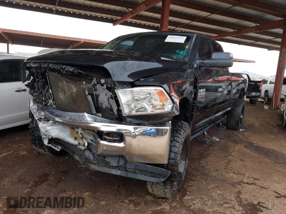 2015 Ram 2500 Tradesman z VIN 3C6UR5HL6FG673440, wystawiony jako IAAI lot #42031986 z przebiegiem 133 308 mil mil oraz . Historia ofert i sprzedaży dostępna na DreamBid. Obrazek 19.