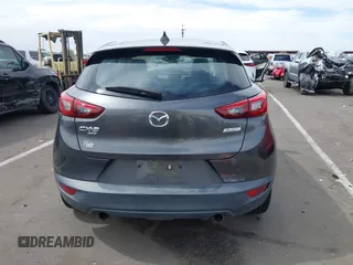 2018 Mazda CX-3 Touring z VIN JM1DKFC7XJ0312349, wystawiony jako IAAI lot #42368311 z przebiegiem 97 772 mil mil oraz . Historia ofert i sprzedaży dostępna na DreamBid. Obrazek 17.