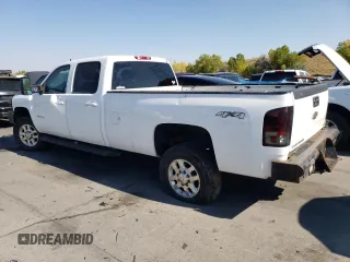 2011 Chevrolet Silverado 3500HD DRW LTZ with VIN 1GC4K1C81BF132820, listed as a Copart auction lot 71804524 with 267,399 mi miles and Clean Title. Bid and sale history available at carsss.com. Image 2.