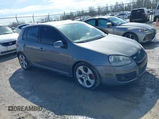 2009 Volkswagen GTI z VIN WVWHV71K39W099422, wystawiony jako IAAI lot #41648402 z przebiegiem 155 219 mil mil oraz . Historia ofert i sprzedaży dostępna na DreamBid. Obrazek 1.