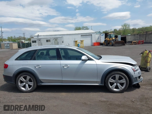 2013 Audi allroad A4 Premium z VIN WA19FAFLXDA194947, wystawiony jako IAAI lot #42151323 z przebiegiem 124 527 mil mil oraz . Historia ofert i sprzedaży dostępna na DreamBid. Obrazek 13.